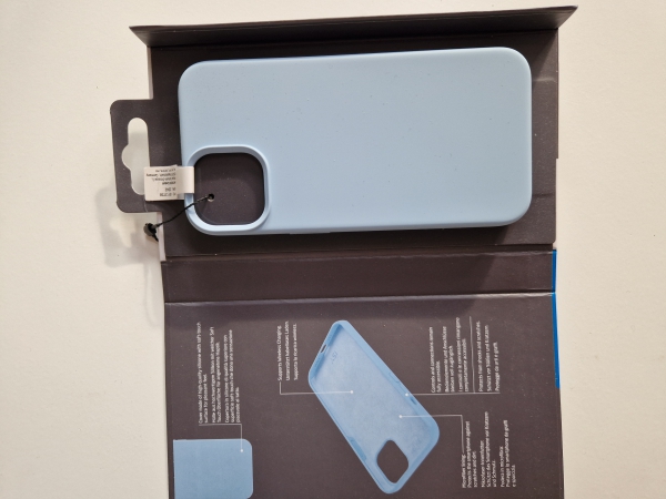 ISY® Silikonhülle für iPhone 14 – Schutz trifft auf Stil Bild 2 ISY® Silikonhülle für iPhone 14 – Schutz trifft auf Stil