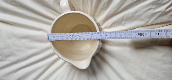 Schöne Vintage-Tasse mit Blumenmuster – Porzellan, handbemalt, nostalgischer Stil